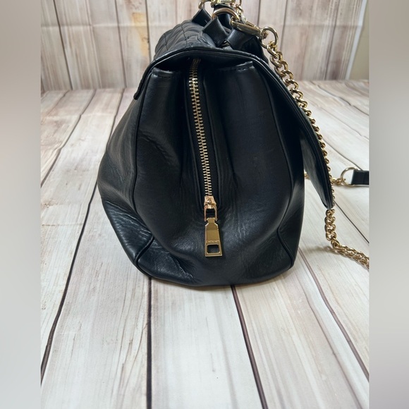 Parisian Chic Bebe Black and Gold Quilted Shoulder Bag. - Picture 3 of 14